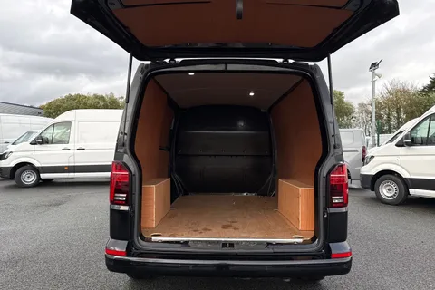 DG74ECC Volkswagen Transporter 2.0 TDI 110 Highline Van Thumbnail #7