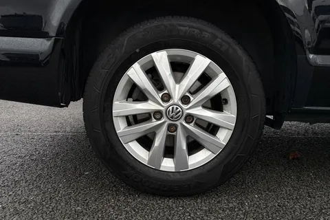 DG74ECC Volkswagen Transporter 2.0 TDI 110 Highline Van Thumbnail #11