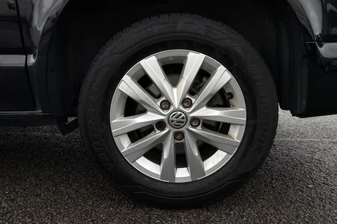 DG74ECC Volkswagen Transporter 2.0 TDI 110 Highline Van Thumbnail #12