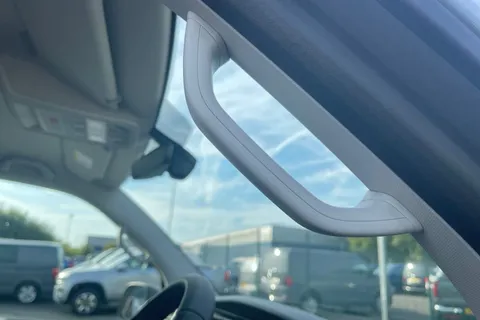 DE74BFV Volkswagen Transporter 2.0 TDI 110 Highline Van Thumbnail #48