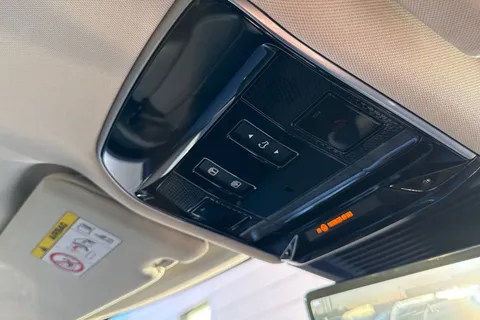 23 of 50 for Land Rover Range Rover 3.0 D300 HSE 5dr