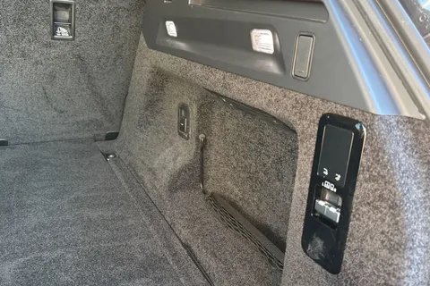 27 of 50 for Land Rover Range Rover 3.0 D300 HSE 5dr