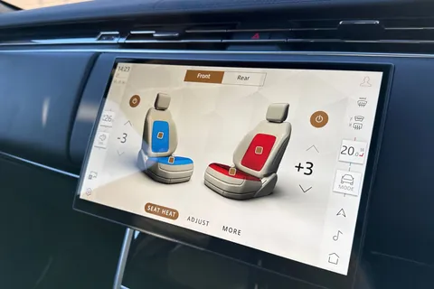 45 of 50 for Land Rover Range Rover 3.0 D300 HSE 5dr