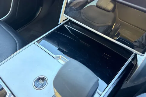 47 of 50 for Land Rover Range Rover 3.0 D300 HSE 5dr