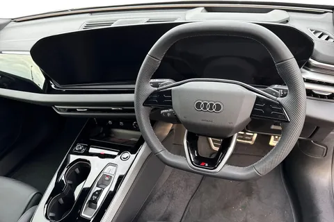 17 of 60 for Audi A5 Avant 2.0 TDI S line S Tronic Euro 6 (s/s) 5dr