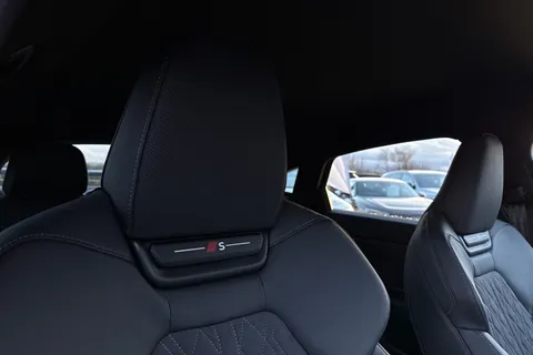 KT25MKV Audi Q6 E-Tron Q6 Sportback Edition 1 e-tron performance  225,00 kW Thumbnail #25