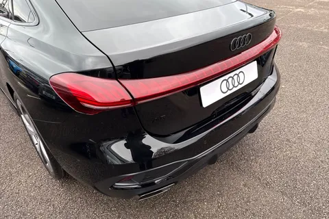 Audi A5 2.0 TFSI Edition 1 Saloon S Tronic Euro 6 (s/s) 5dr Thumbnail #8