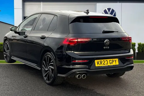 KR23GPY Volkswagen Golf 2.0 TDI 200 GTD 5dr DSG **PAN ROOF, 19' INCH ALLOYS** Thumbnail #3