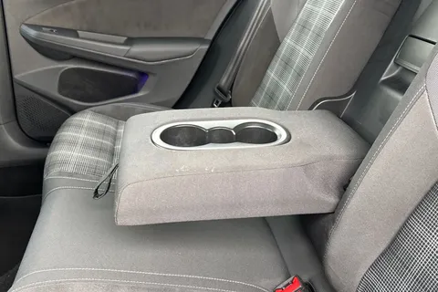 KR23GPY Volkswagen Golf 2.0 TDI 200 GTD 5dr DSG **PAN ROOF, 19' INCH ALLOYS** Thumbnail #30