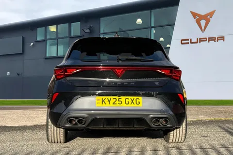 KY25GXG CUPRA Leon 2.0 TSI VZ3 DSG Euro 6 (s/s) 5dr Thumbnail #4