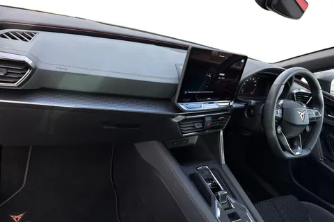 KY25GXG CUPRA Leon 2.0 TSI VZ3 DSG Euro 6 (s/s) 5dr Thumbnail #15