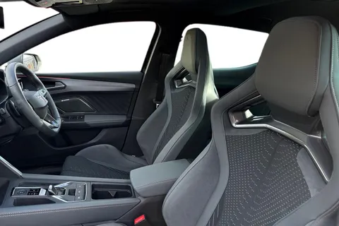 KY25GXG CUPRA Leon 2.0 TSI VZ3 DSG Euro 6 (s/s) 5dr Thumbnail #16