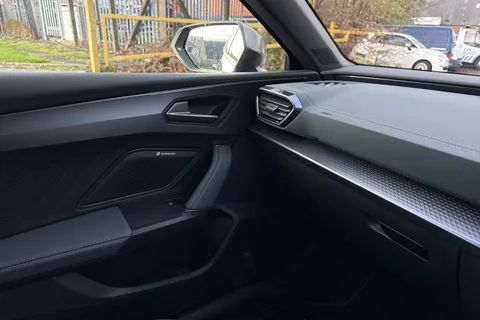 KY25GXG CUPRA Leon 2.0 TSI VZ3 DSG Euro 6 (s/s) 5dr Thumbnail #35