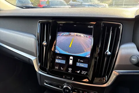 RE20APV Volvo V90 2.0 D4 Momentum Plus Auto Euro 6 (s/s) 5dr Thumbnail #38