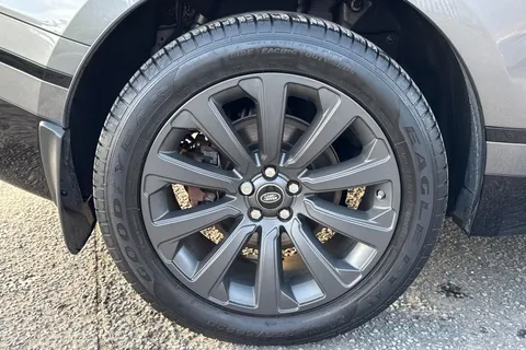12 of 45 for Land Rover Range Rover Velar 2.0 P250 R-Dynamic SE Auto 4WD Euro 6 (s/s) 5dr
