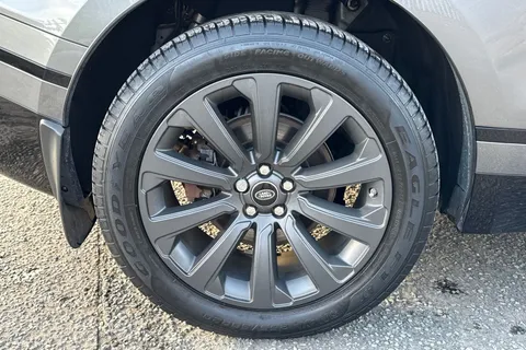 13 of 45 for Land Rover Range Rover Velar 2.0 P250 R-Dynamic SE Auto 4WD Euro 6 (s/s) 5dr