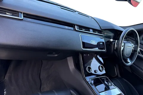 15 of 45 for Land Rover Range Rover Velar 2.0 P250 R-Dynamic SE Auto 4WD Euro 6 (s/s) 5dr