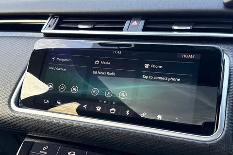 17 of 45 for Land Rover Range Rover Velar 2.0 P250 R-Dynamic SE Auto 4WD Euro 6 (s/s) 5dr