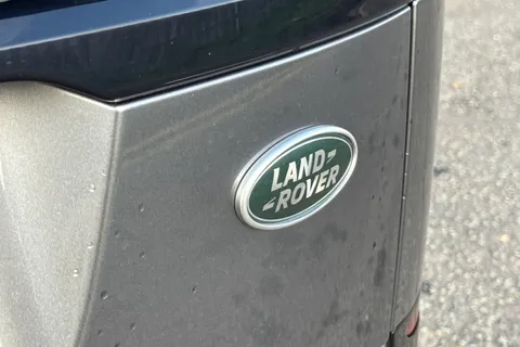 29 of 45 for Land Rover Range Rover Velar 2.0 P250 R-Dynamic SE Auto 4WD Euro 6 (s/s) 5dr