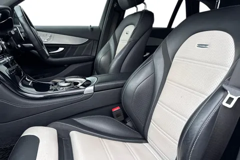 MV68LVE Mercedes-Benz Glc 4.0 GLC63 V8 BiTurbo AMG SpdS MCT 4MATIC+ Euro 6 (s/s) 5dr Thumbnail #16