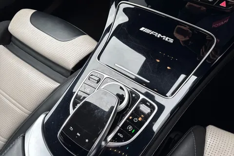 MV68LVE Mercedes-Benz Glc 4.0 GLC63 V8 BiTurbo AMG SpdS MCT 4MATIC+ Euro 6 (s/s) 5dr Thumbnail #23