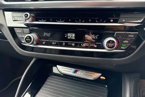 SH69TXR BMW X4 3.0 M40i Auto xDrive Euro 6 (s/s) 5dr Thumbnail #23