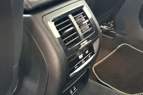 SH69TXR BMW X4 3.0 M40i Auto xDrive Euro 6 (s/s) 5dr Thumbnail #38