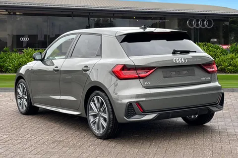 Audi A1 1.0 TFSI 30 S line Sportback Euro 6 (s/s) 5dr Thumbnail #3