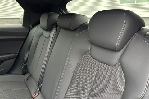 Audi A1 1.0 TFSI 30 S line Sportback Euro 6 (s/s) 5dr Thumbnail #19