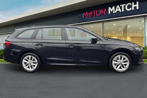 CX22VSK Škoda Octavia 1.4 TSI iV 13kWh SE Technology DSG Euro 6 (s/s) 5dr Thumbnail #4