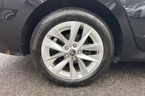 CX22VSK Škoda Octavia 1.4 TSI iV 13kWh SE Technology DSG Euro 6 (s/s) 5dr Thumbnail #7