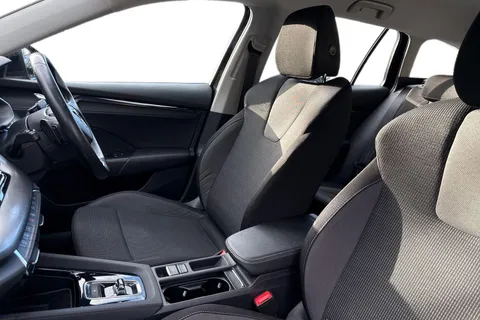 CX22VSK Škoda Octavia 1.4 TSI iV 13kWh SE Technology DSG Euro 6 (s/s) 5dr Thumbnail #11