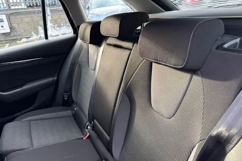 CX22VSK Škoda Octavia 1.4 TSI iV 13kWh SE Technology DSG Euro 6 (s/s) 5dr Thumbnail #14