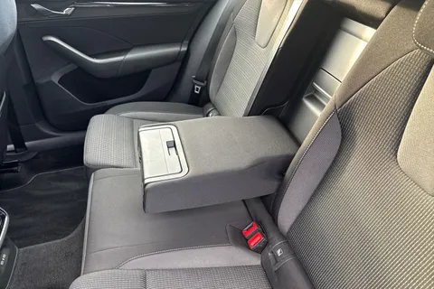 CX22VSK Škoda Octavia 1.4 TSI iV 13kWh SE Technology DSG Euro 6 (s/s) 5dr Thumbnail #25