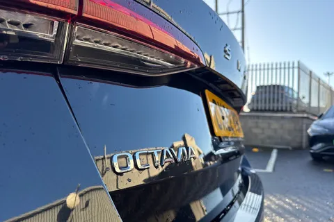 CX22VSK Škoda Octavia 1.4 TSI iV 13kWh SE Technology DSG Euro 6 (s/s) 5dr Thumbnail #29
