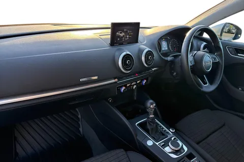 LD66ECJ Audi A3 1.4 TFSI CoD Sport S Tronic Euro 6 (s/s) 4dr Thumbnail #16