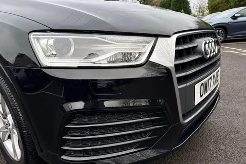 17 of 46 for Audi Q3 2.0 TDI Sport Euro 6 (s/s) 5dr