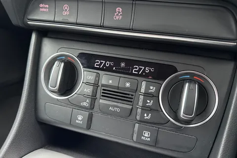 19 of 46 for Audi Q3 2.0 TDI Sport Euro 6 (s/s) 5dr