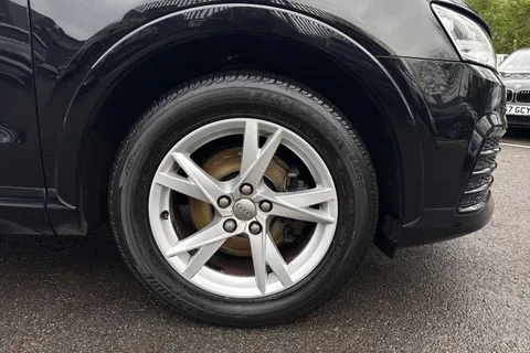 22 of 46 for Audi Q3 2.0 TDI Sport Euro 6 (s/s) 5dr