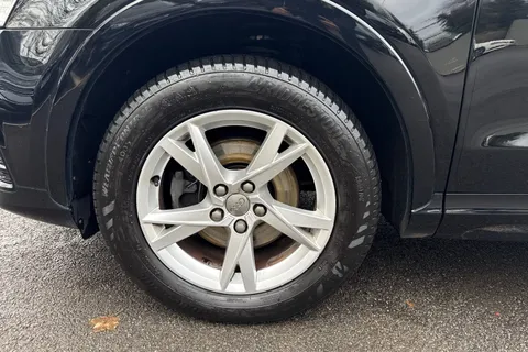 23 of 46 for Audi Q3 2.0 TDI Sport Euro 6 (s/s) 5dr