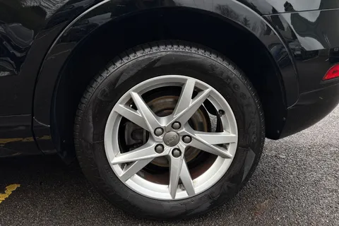 24 of 46 for Audi Q3 2.0 TDI Sport Euro 6 (s/s) 5dr