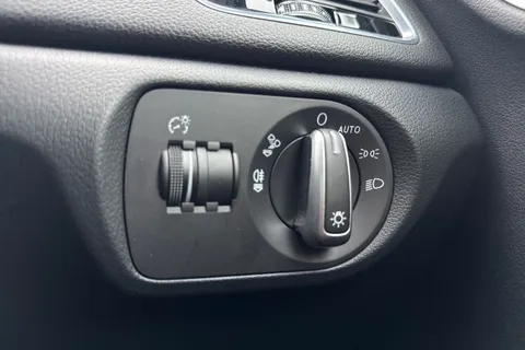 27 of 46 for Audi Q3 2.0 TDI Sport Euro 6 (s/s) 5dr