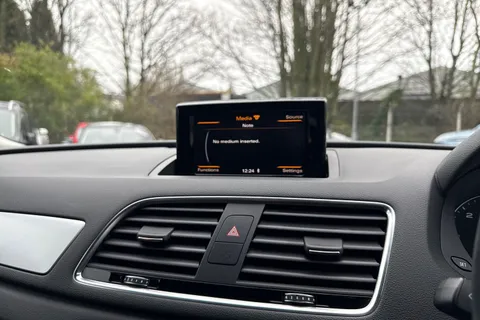 33 of 46 for Audi Q3 2.0 TDI Sport Euro 6 (s/s) 5dr