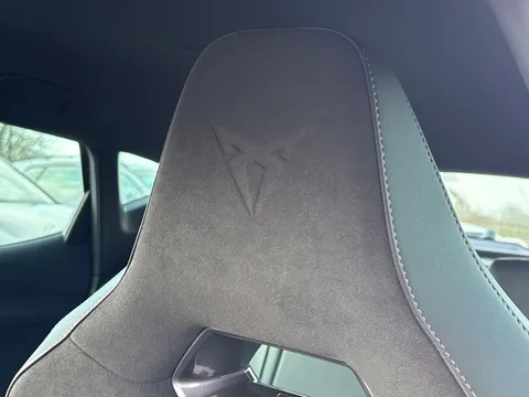 DE25WGV CUPRA Formentor 1.5 eTSI 150 V2 5dr DSG Thumbnail #32