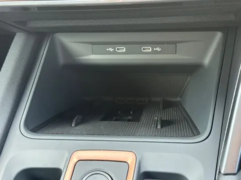 DE25WGV CUPRA Formentor 1.5 eTSI 150 V2 5dr DSG Thumbnail #37