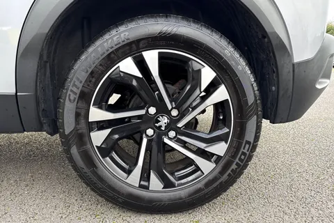 13 of 67 for PEUGEOT 2008 1.2 PureTech Allure Euro 6 (s/s) 5dr