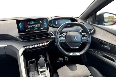 ND71FTU PEUGEOT 3008 1.6 13.2kWh GT Premium e-EAT Euro 6 (s/s) 5dr Thumbnail #19