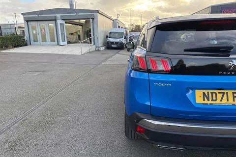 ND71FTU PEUGEOT 3008 1.6 13.2kWh GT Premium e-EAT Euro 6 (s/s) 5dr Thumbnail #41