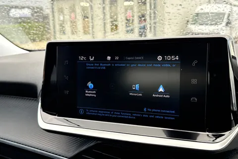 40 of 67 for PEUGEOT 2008 1.2 PureTech Allure Euro 6 (s/s) 5dr