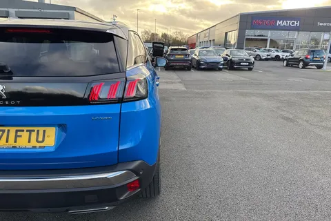 ND71FTU PEUGEOT 3008 1.6 13.2kWh GT Premium e-EAT Euro 6 (s/s) 5dr Thumbnail #42